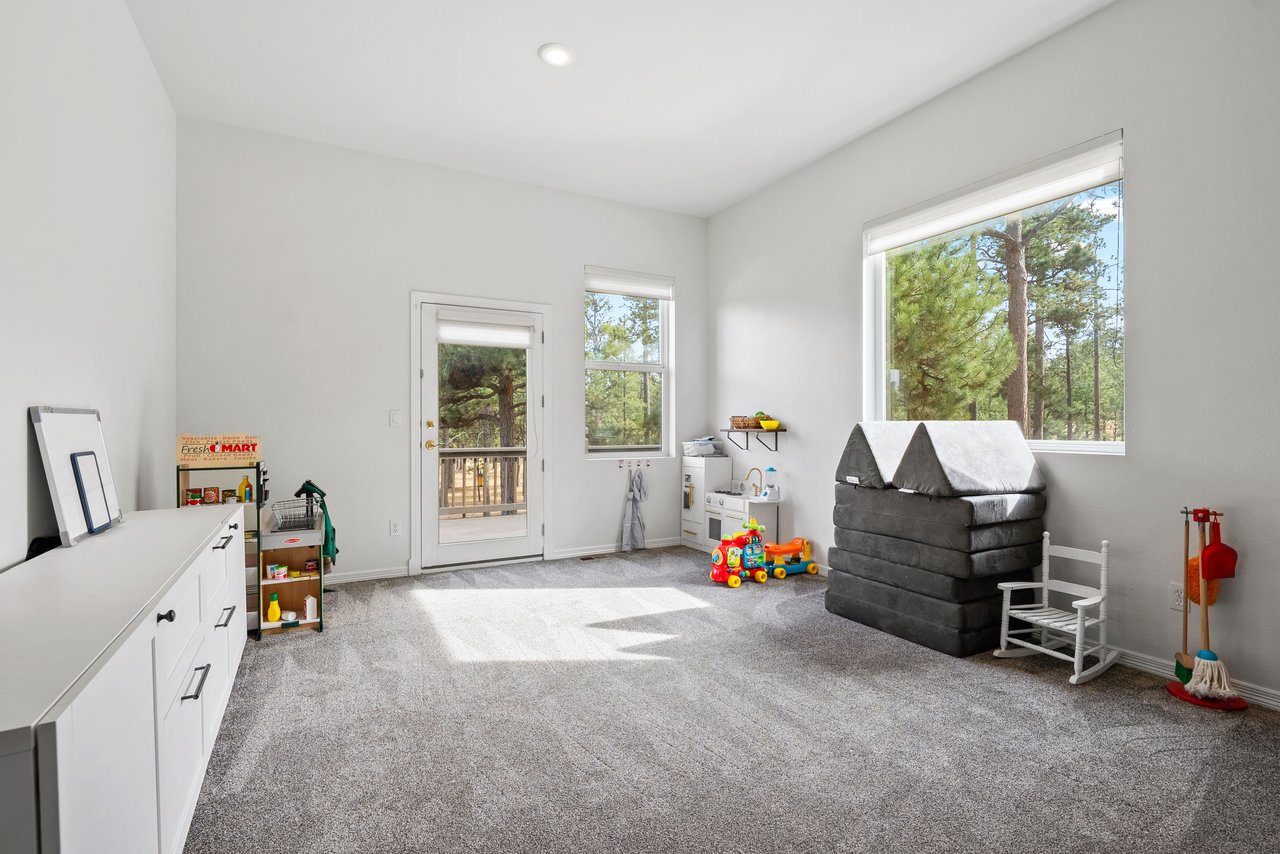 17521 Abert Ridge View