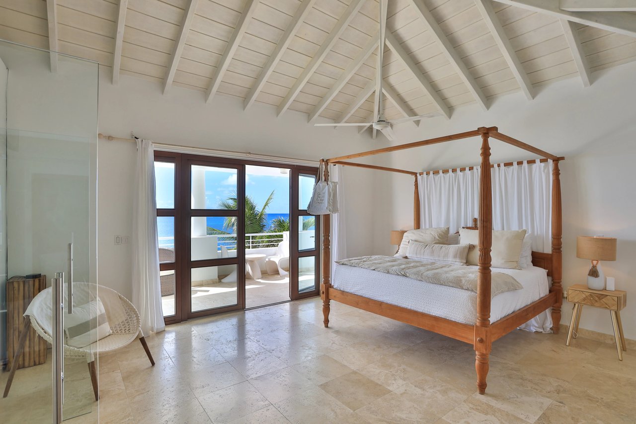 Exceptional Beachfront Villa – Cupecoy