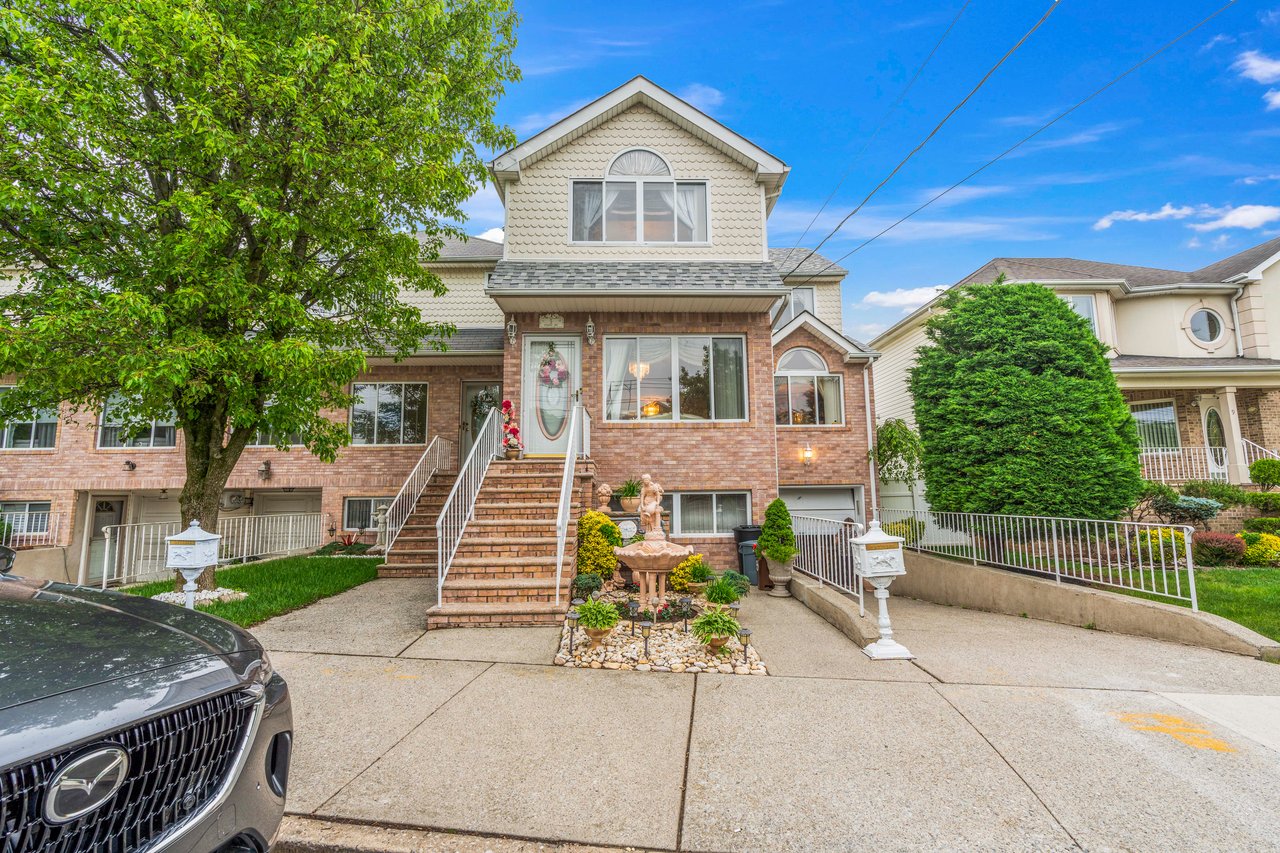 5 Sprague Avenue, Tottenville Staten Island, Charming Two Family Home