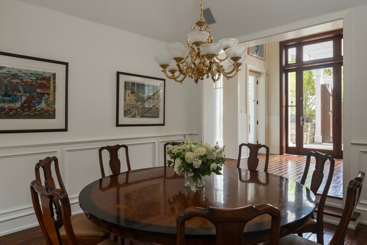 Rare Bayfront Offering