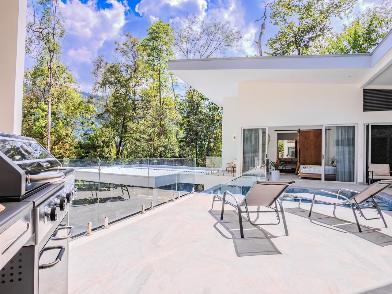 An Exclusive, Sunny Ridge-Top 4-Bed Designer House With Unforgettable Mountain & Jungle Views