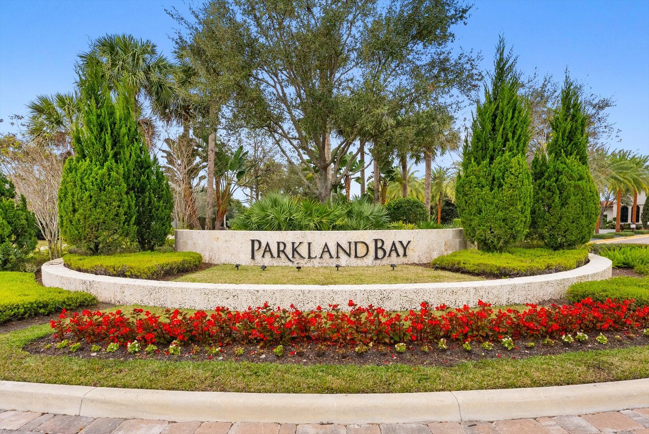 Parkland Bay