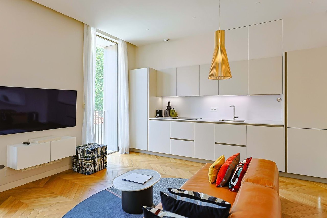 Timeless Luxury Living on Lisbon’s Most Iconic Avenue – Avenida da Liberdade 1-Bedroom Residence