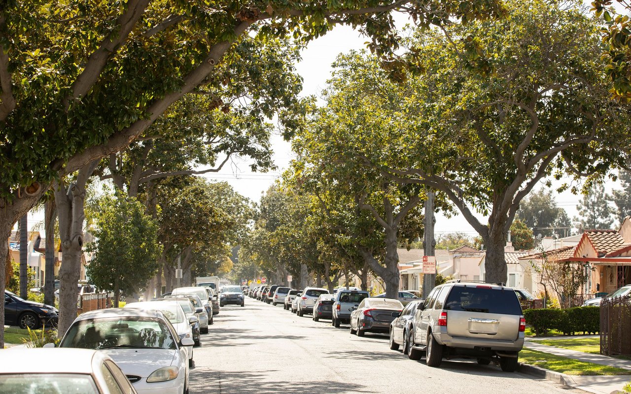 Larchmont Village