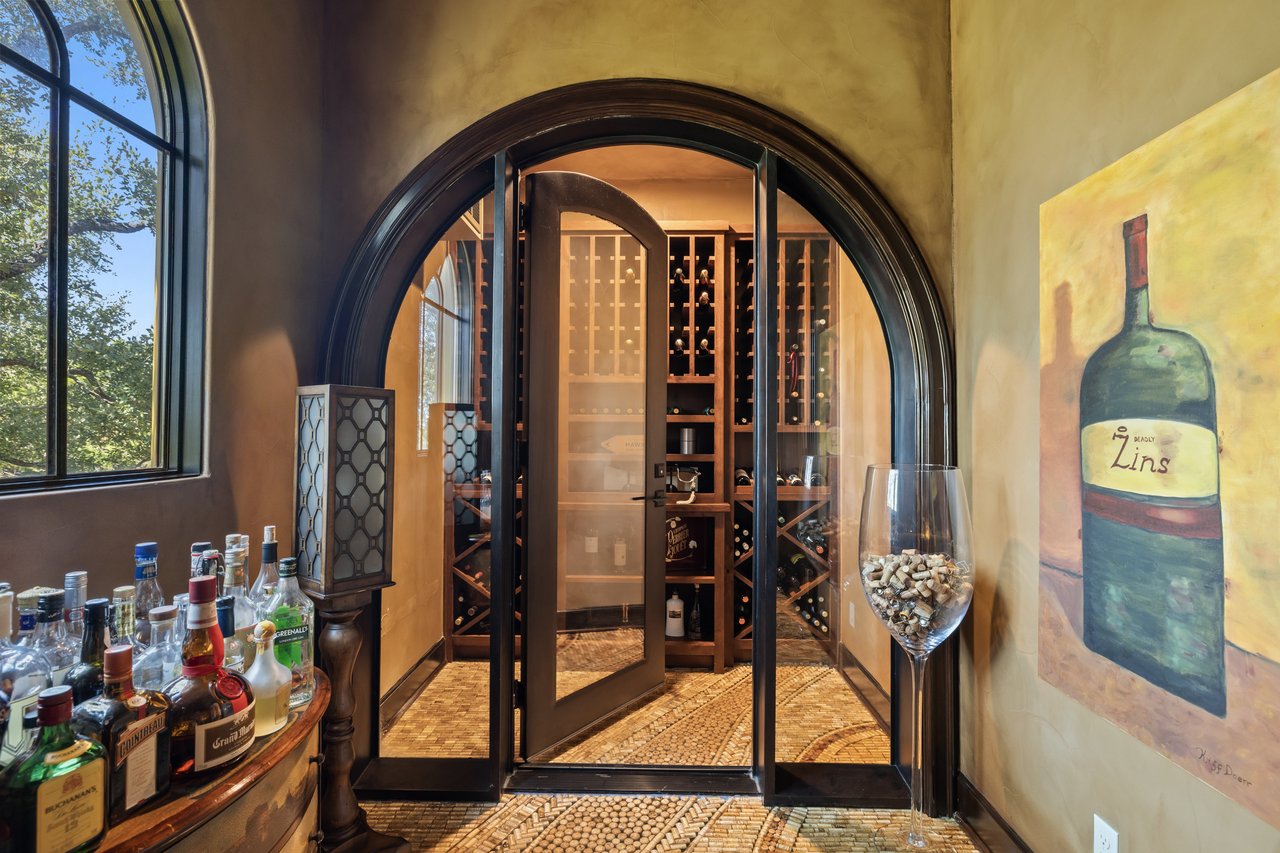 12802 Hacienda Ridge