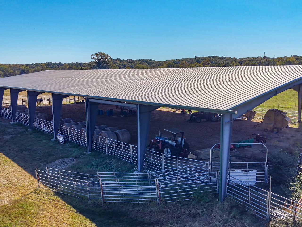 185 Acre Horse and Cattle Ranch