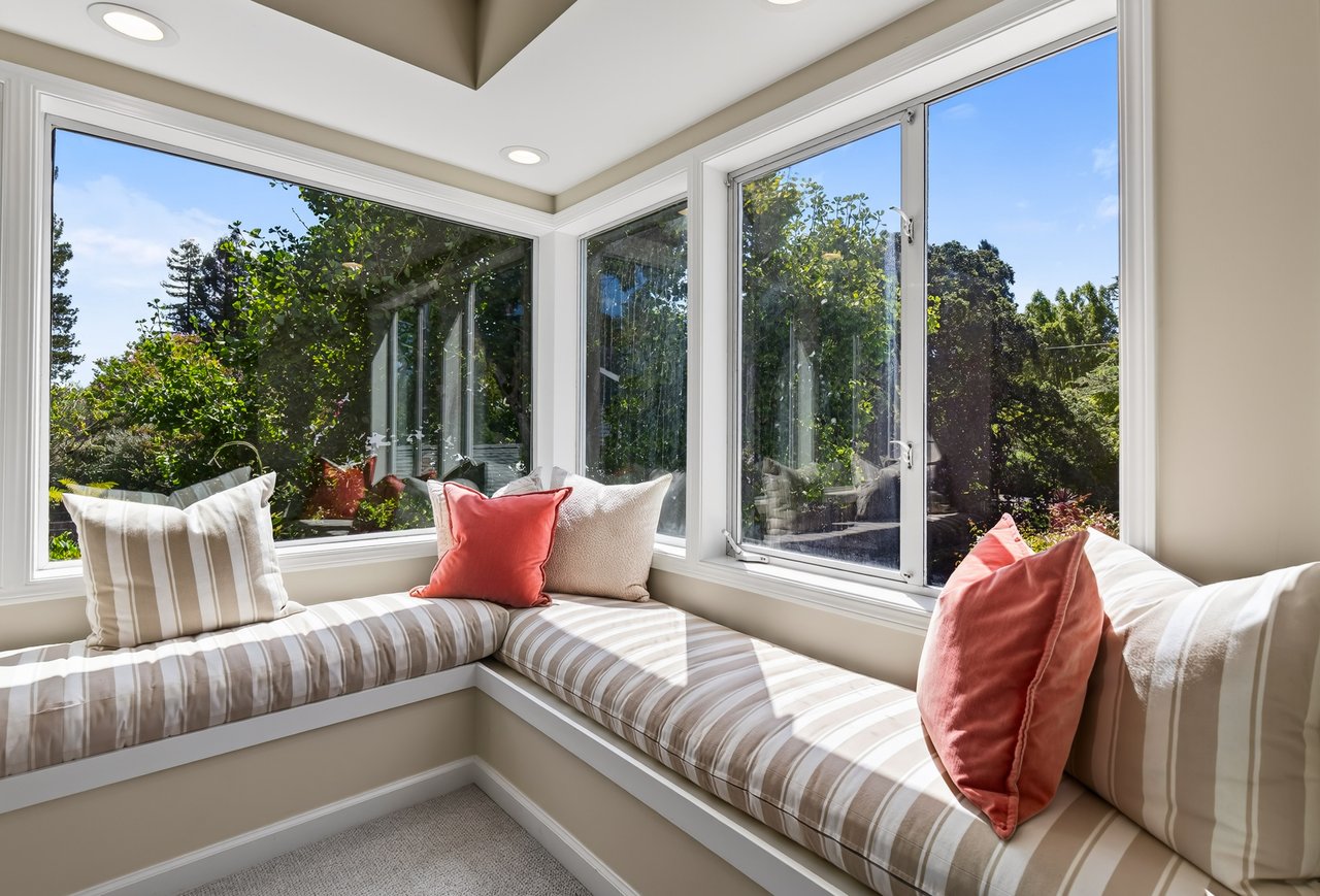 82 Shady Lane, Ross