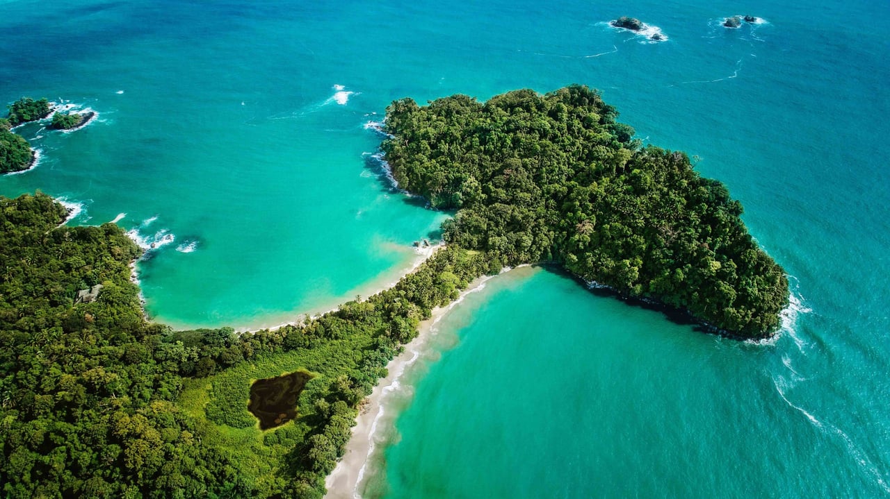 Discover Nature's Masterpiece: Exploring Costa Rica's National Parks