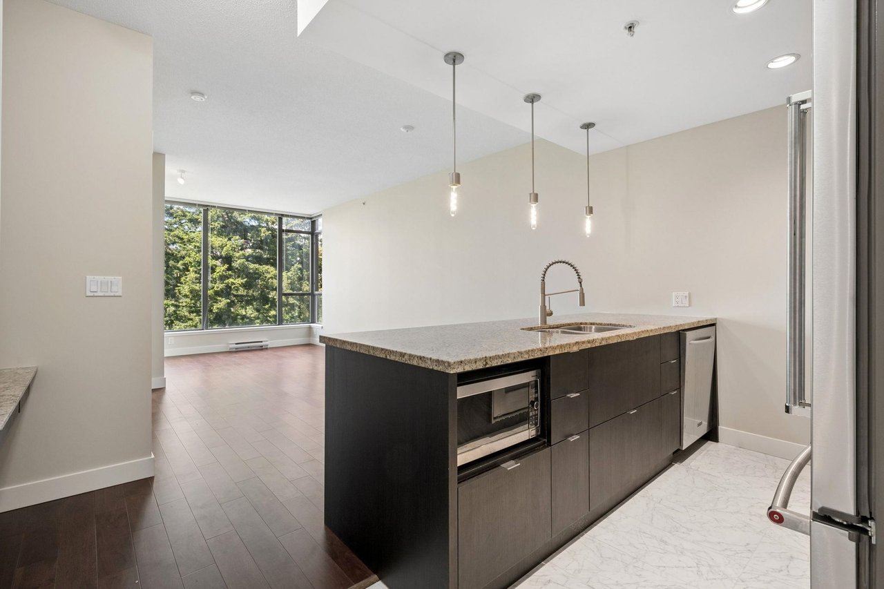 1201-7088 18th Ave Unit: 1201