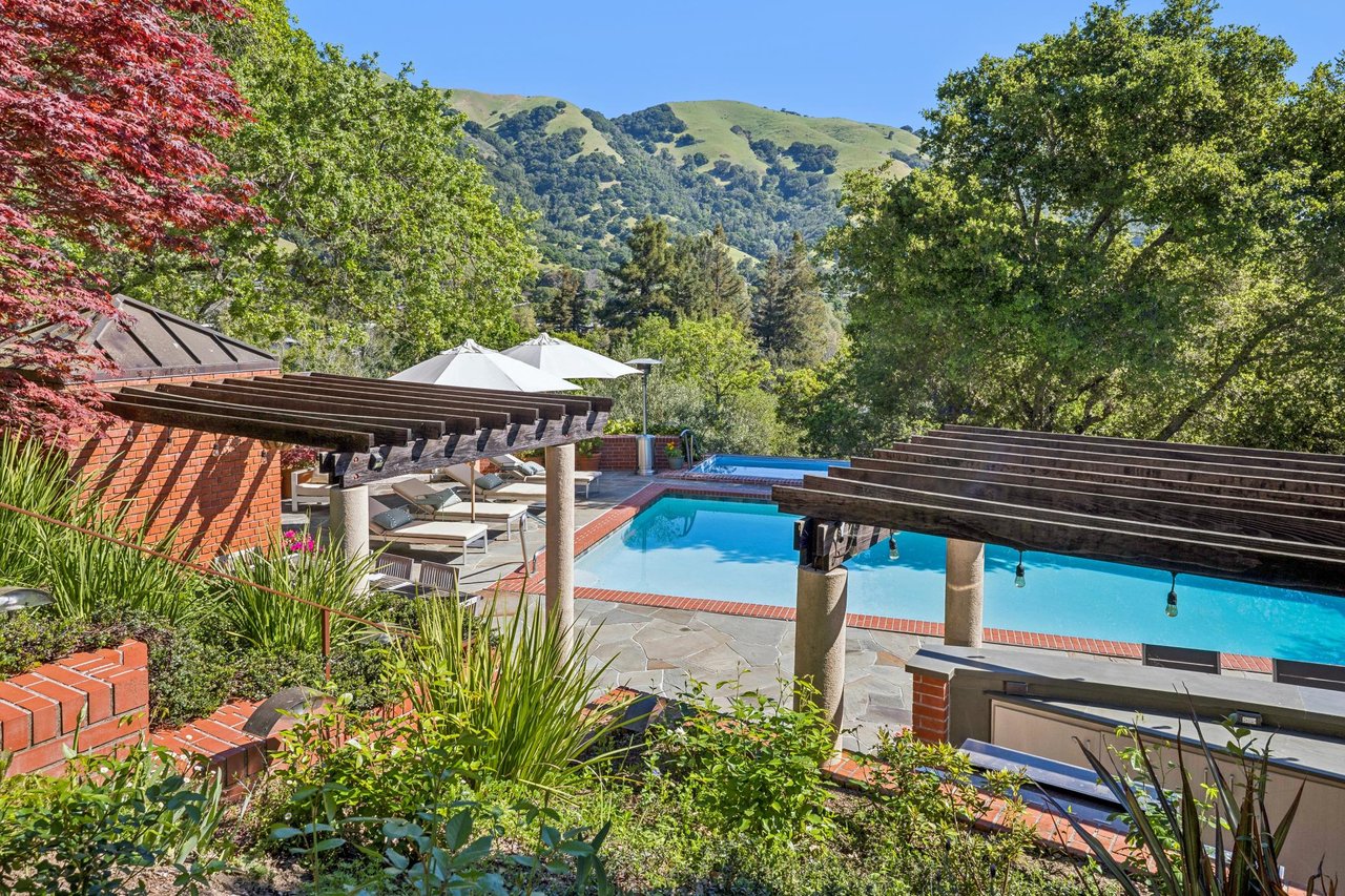 10 Maoli Drive, San Rafael