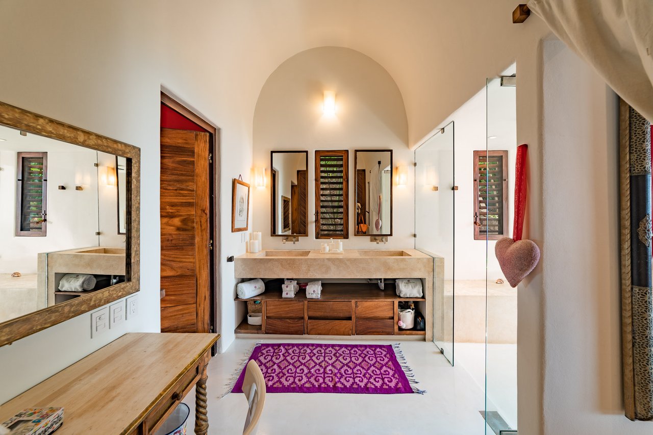 3 bedroom, Single Family Home, Bugamvilla, Montecito Beach Village