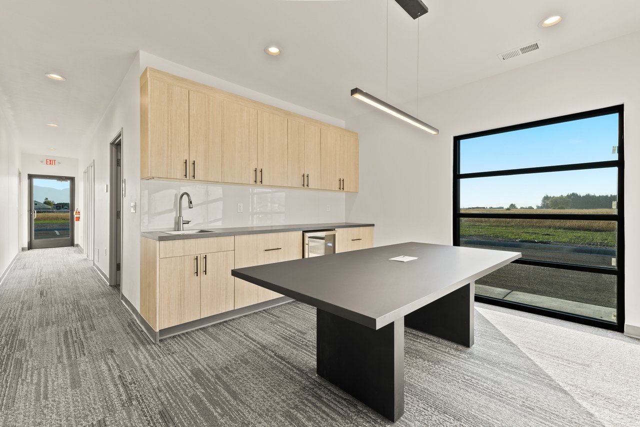 Industrial Flex Space