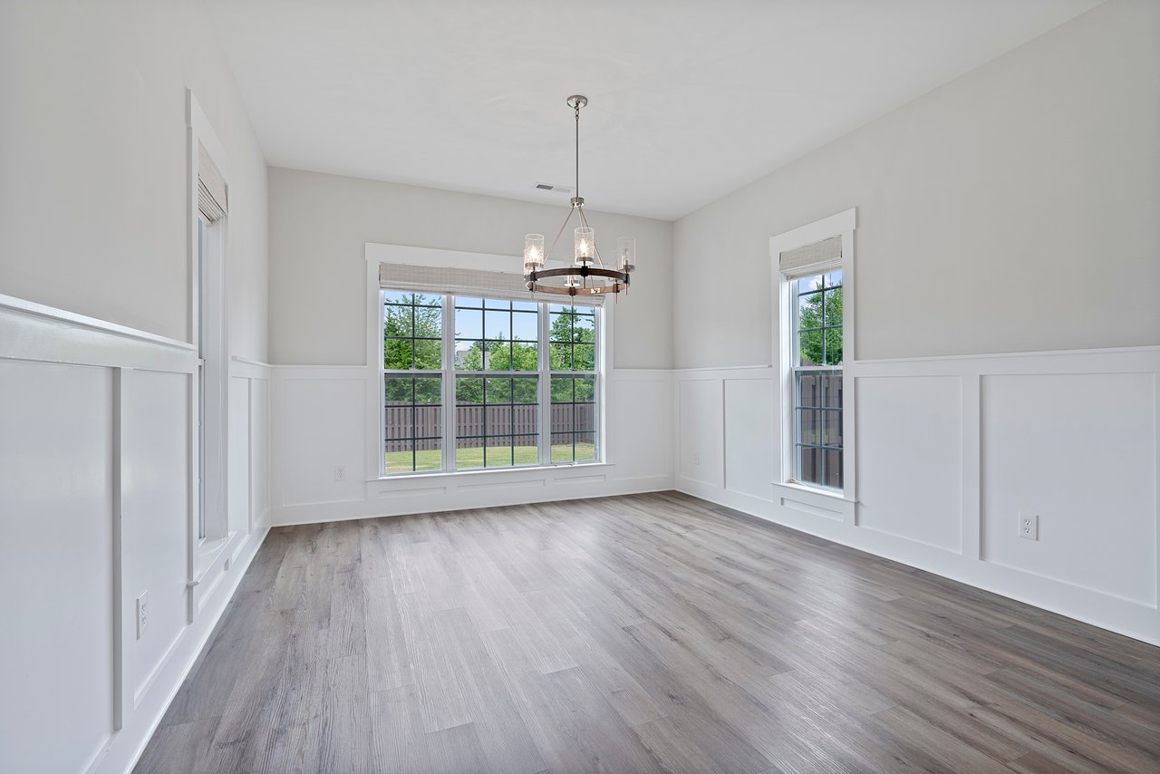 SPACE SPACE SPACE with a Luxury feel! Office AND Bonus Room!Office AND Bonus Room!