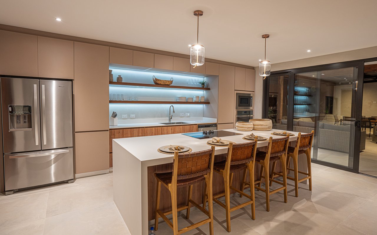 Casa Ko | Tropical Modern 4BR Retreat in Tamarindo with Exclusive Beach Club Membership