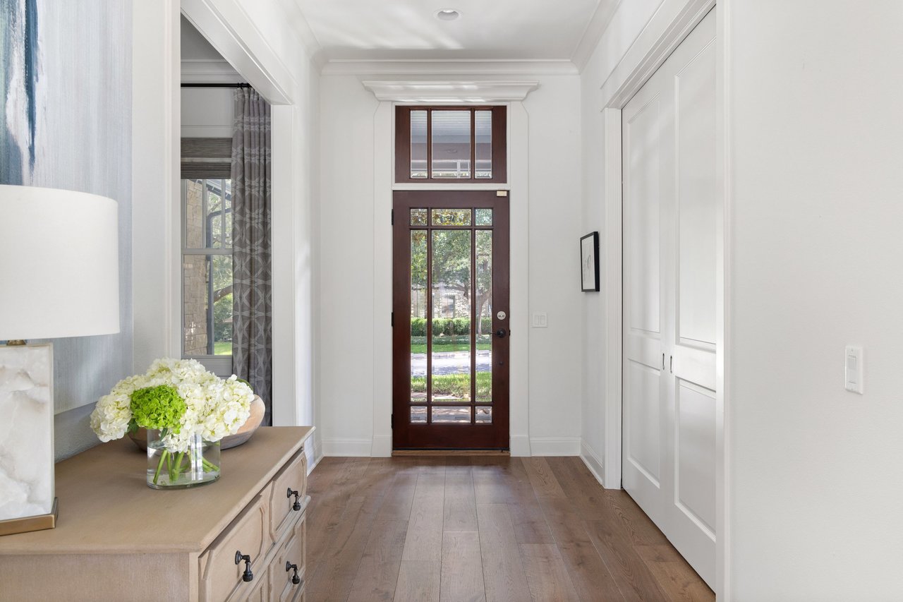 9123 Spinning Leaf Cove