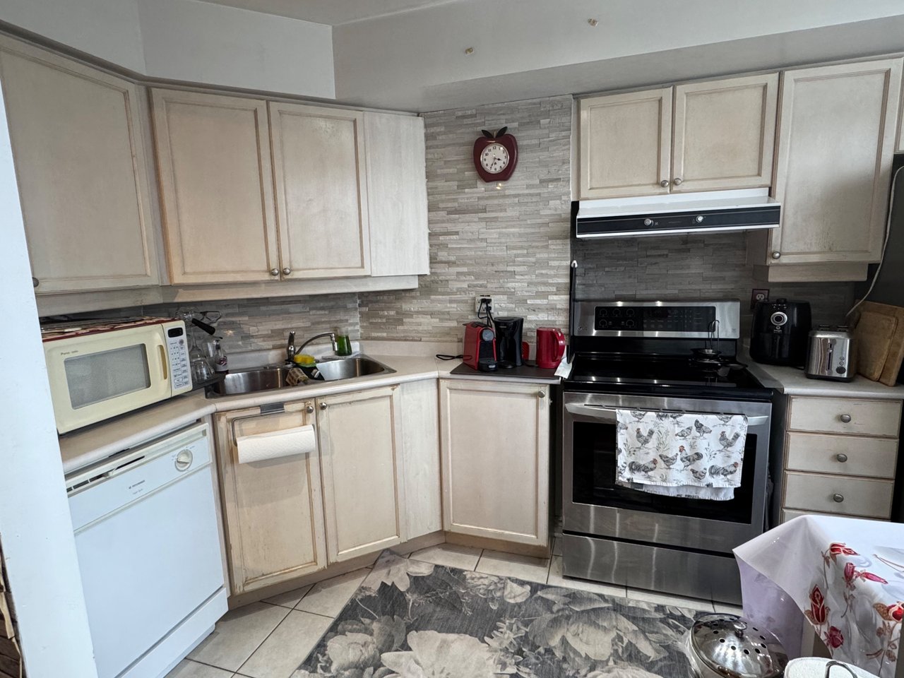 3 Rean Drive Unit: 412