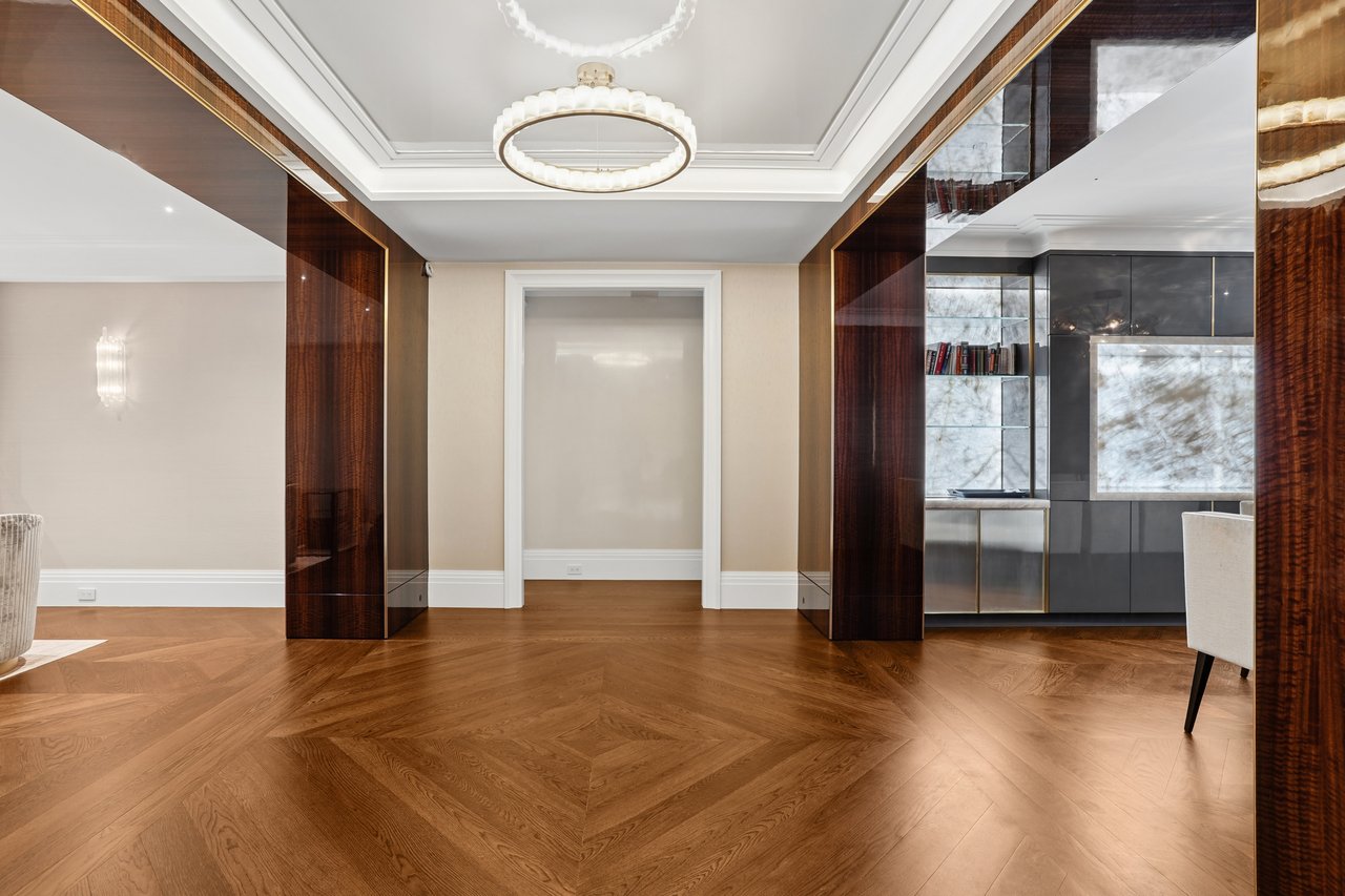 923 5th Avenue, Unit 4A