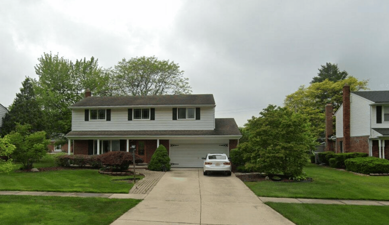 16471 Wayne Road