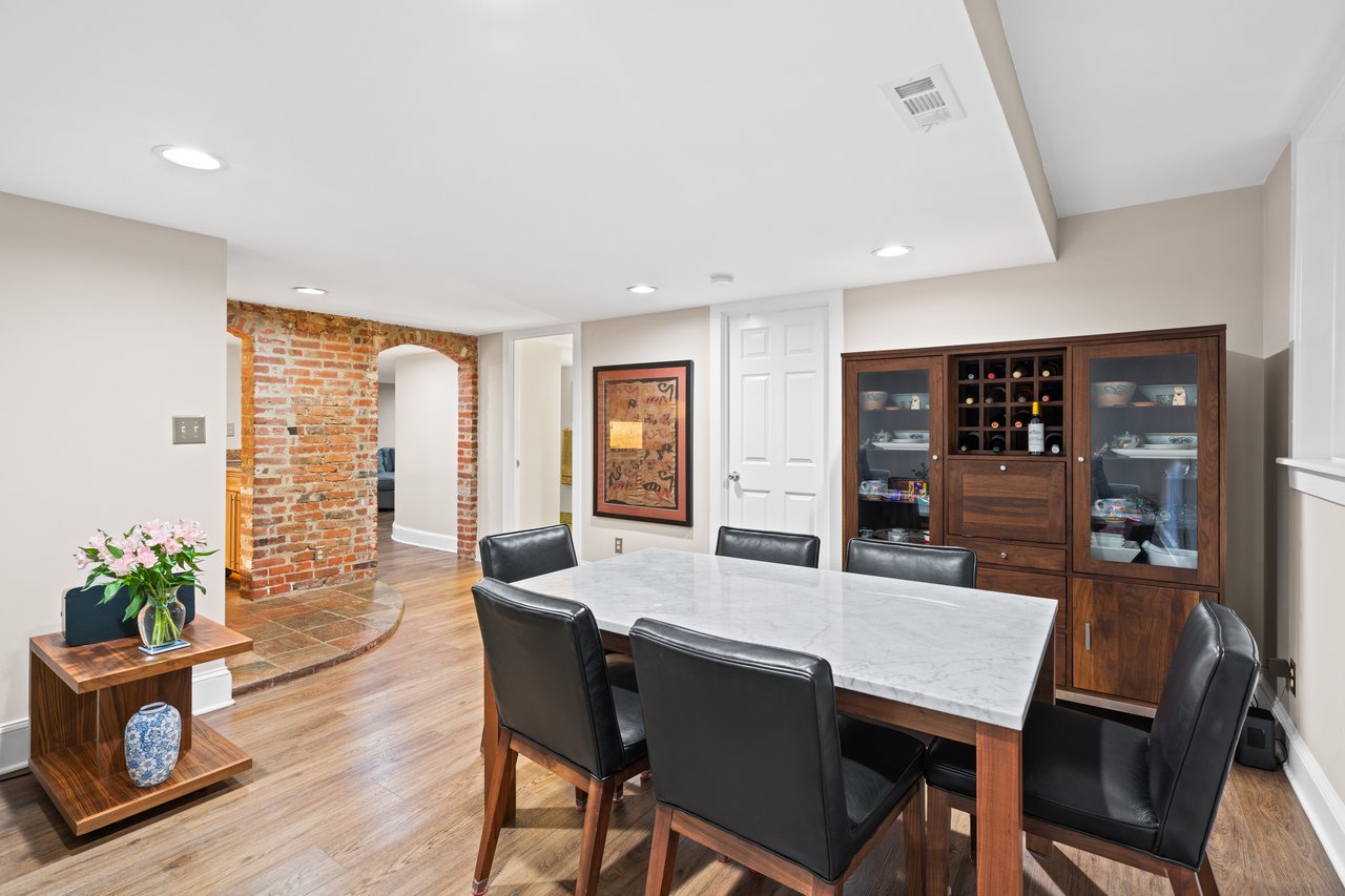 1726 17th St NW, Unit B1