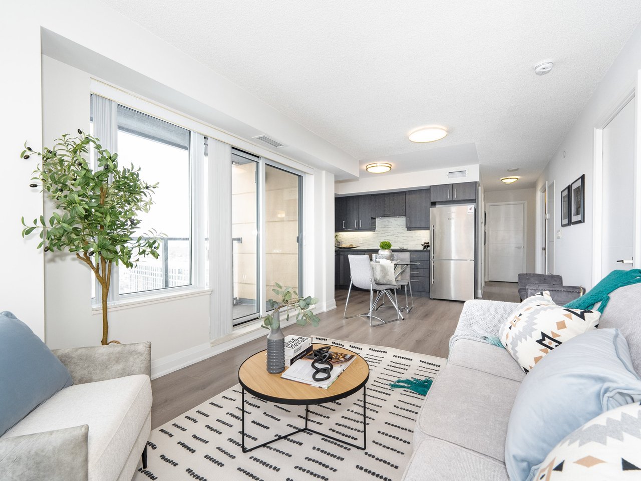 18 Uptown Dr 1910