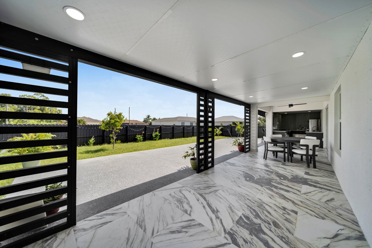 The Modern Flex Residence 