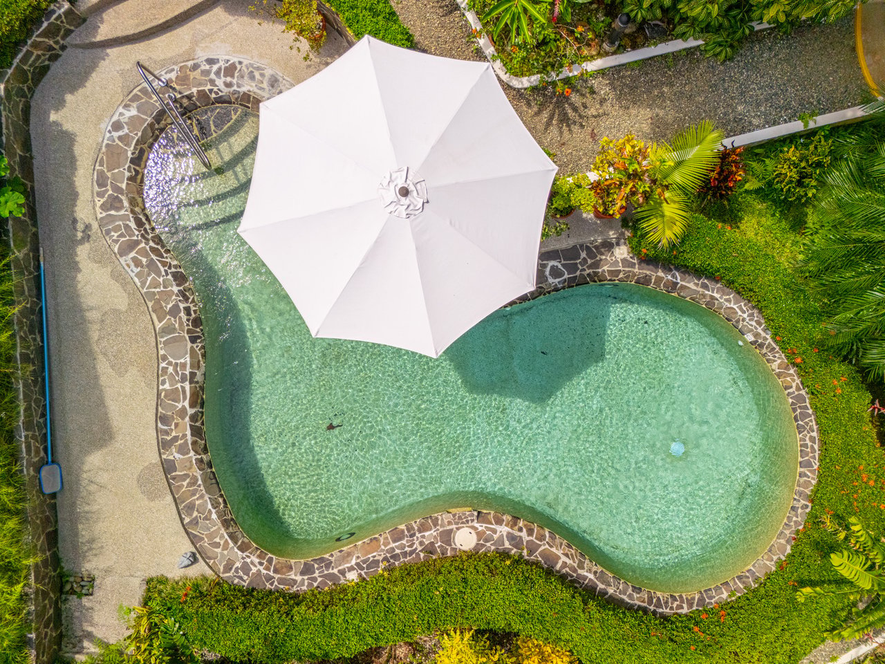 Yaba Chigui, Turnkey Riverside Eco-Resort or Private Family Compound in Ojochal