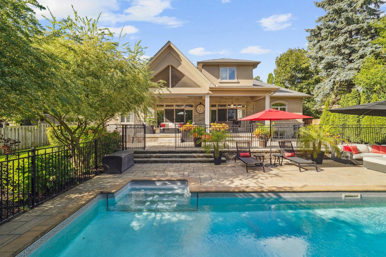 Show-stopping luxury in the heart of Southwest Oakville