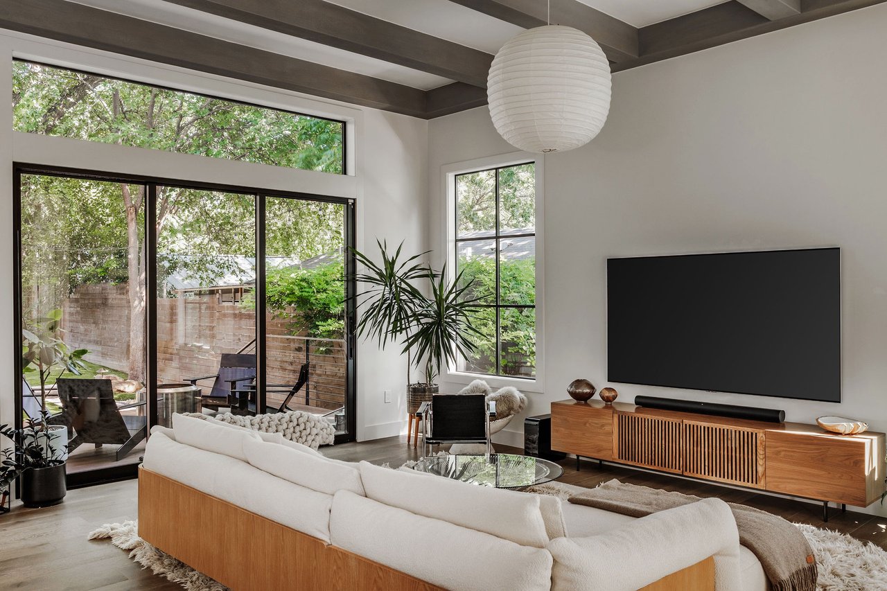 A Classic East Coast Reinterpretation in Travis Heights