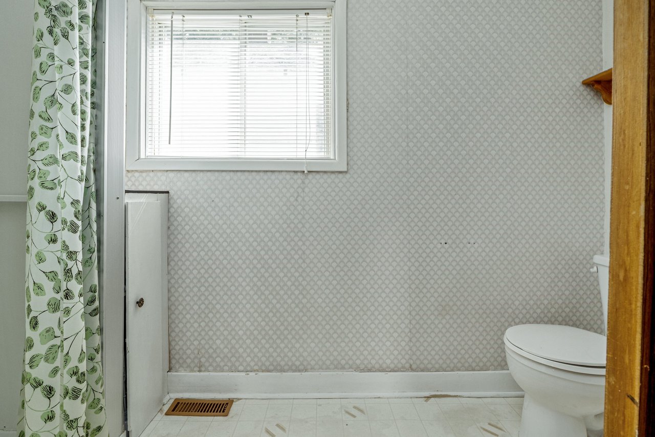 216 Street Unit: 2729