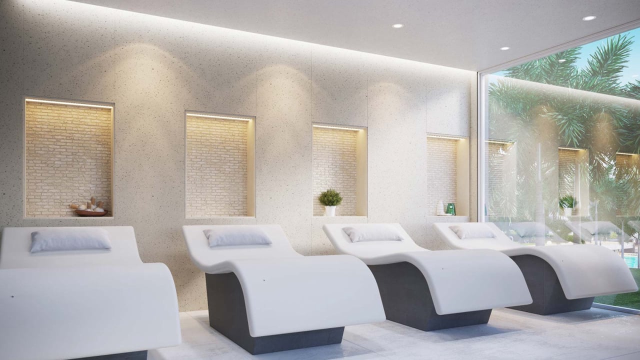 Luxury Oceanview Residence in Palm Cay 