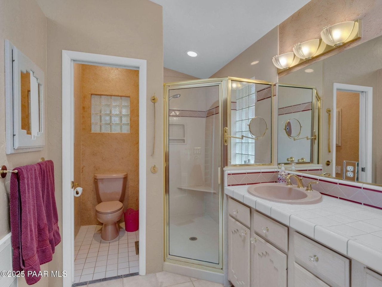 3160 Rainbow Ridge Dr