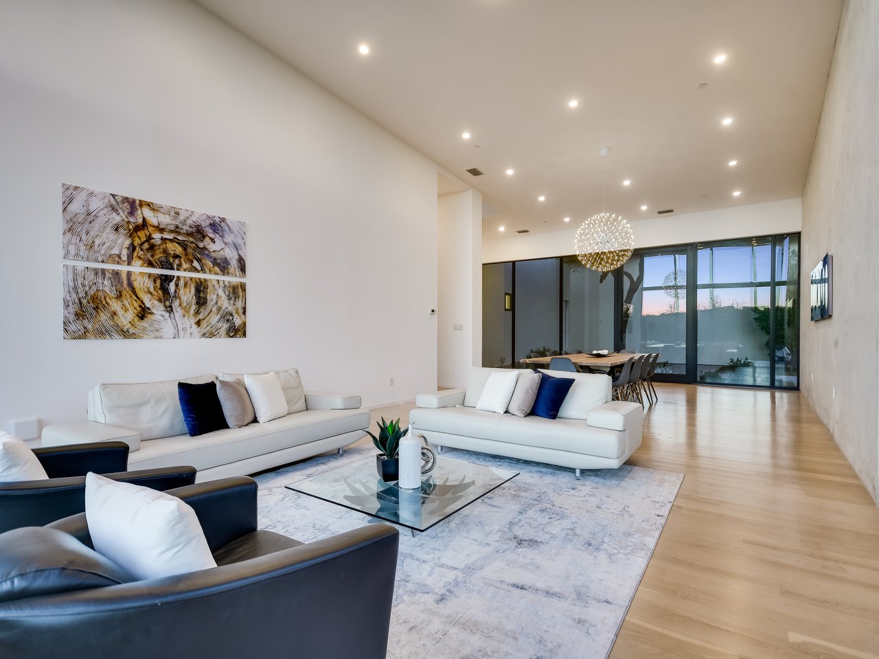 Private, Modern Masterpiece
