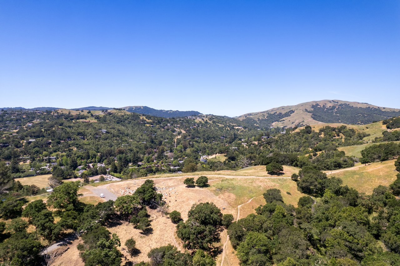 756 Del Ganado Rd