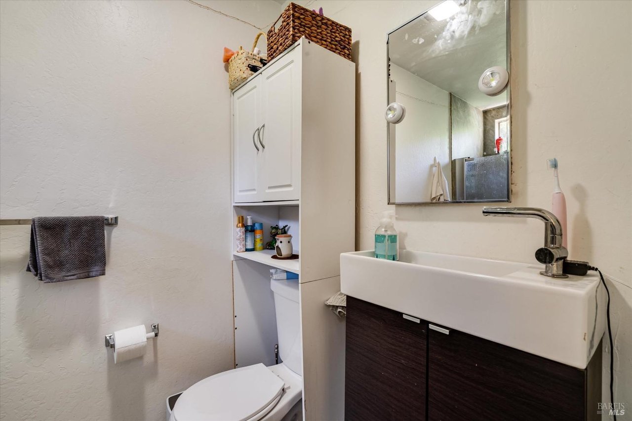1139 Lincoln Ave, Calistoga