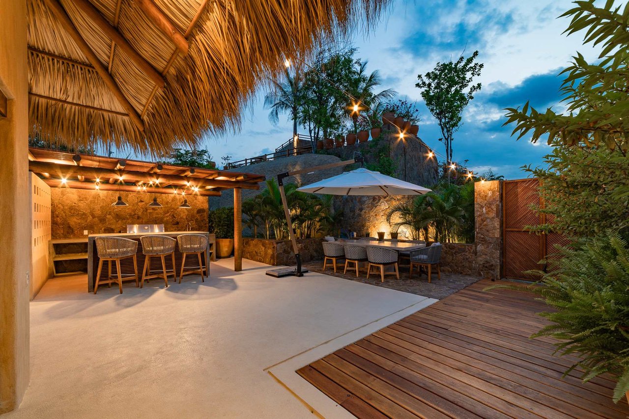 4 bedroom, Single Family Homes, Villa Playa, Montecito Beach Village