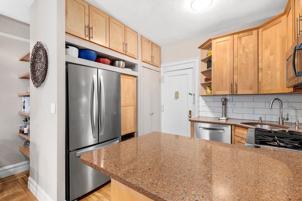 333 4th Street 4F