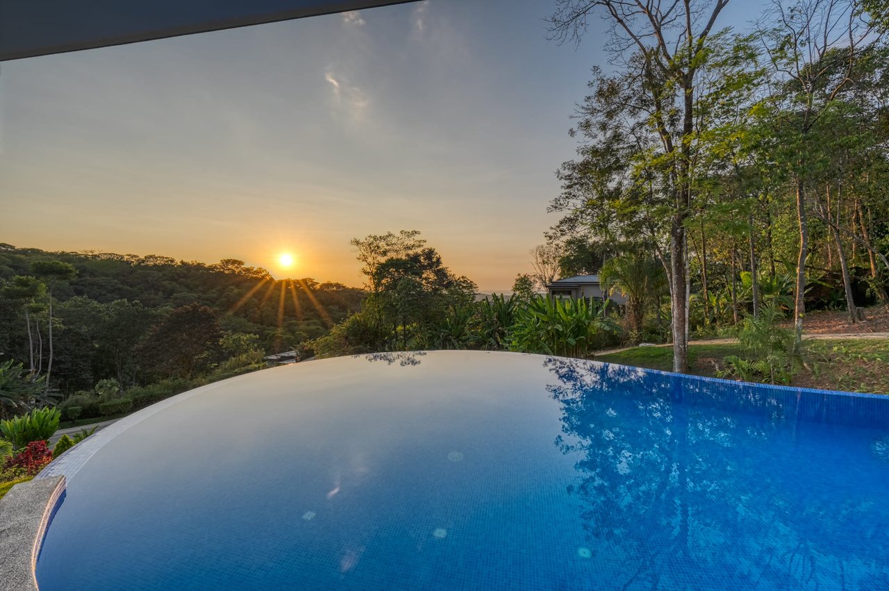 Luxury Estate at Dulce Pacifico