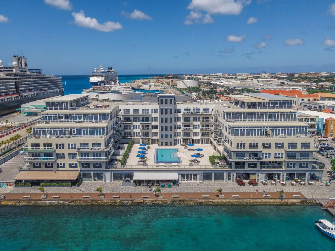 Harbour House 602 S