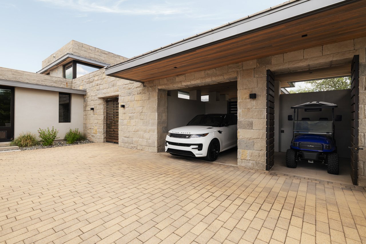 11705 Yaupon Holly Lane