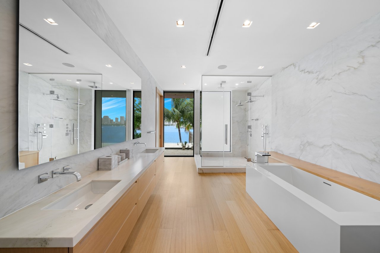 126 W San Marino Drive