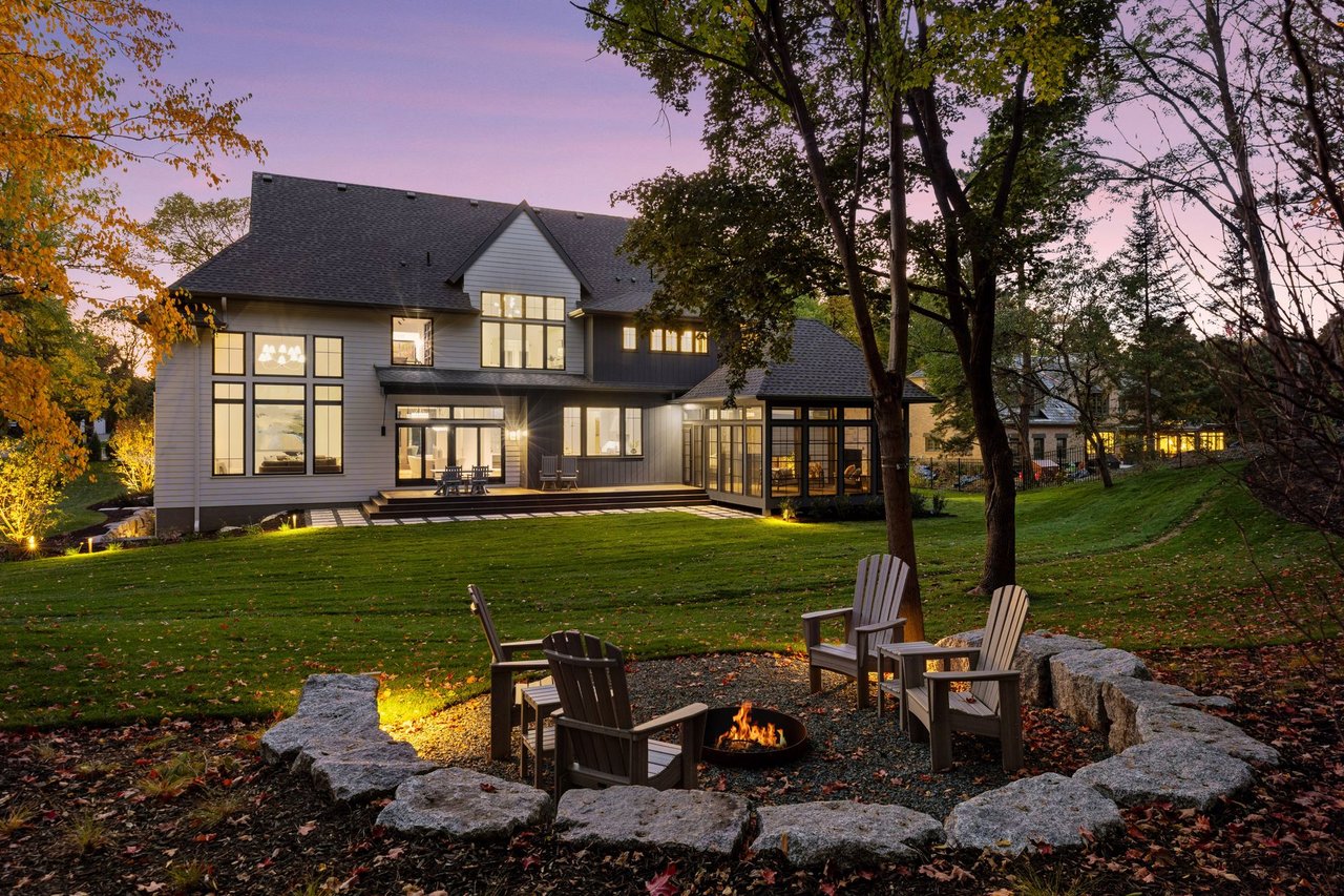 4909 Rolling Green Pkwy, Edina