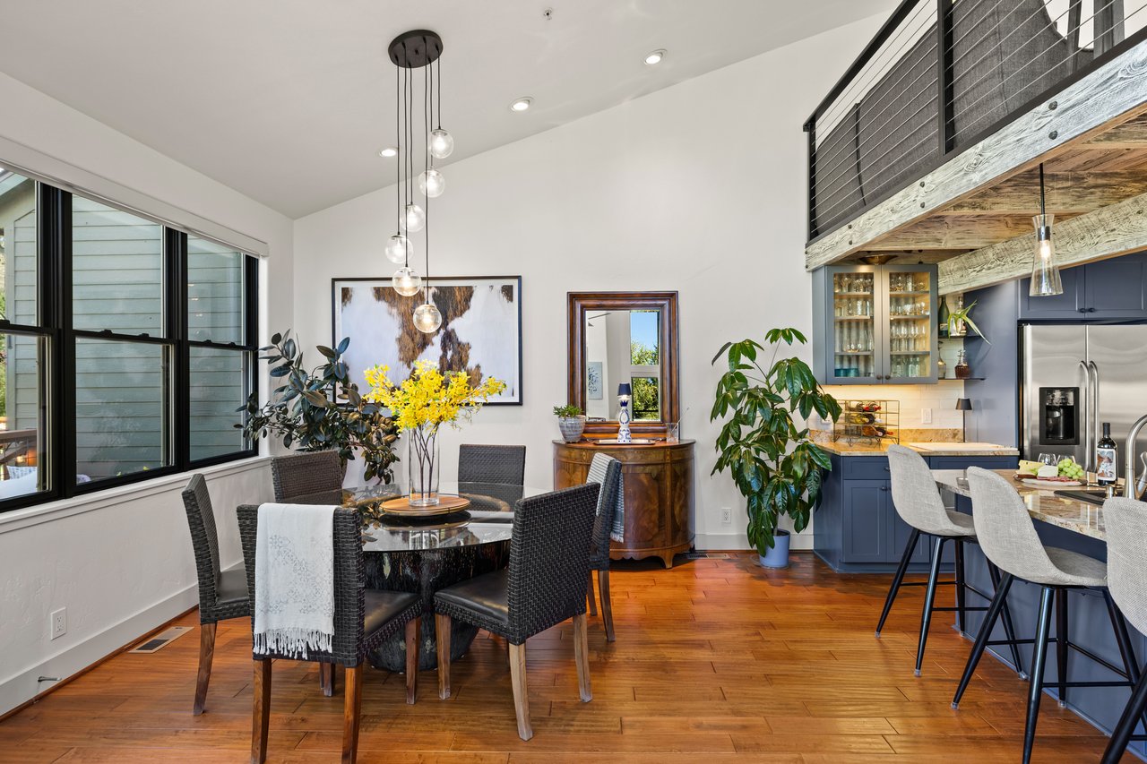 Fully Remodeled End Unit with Designer Luxury