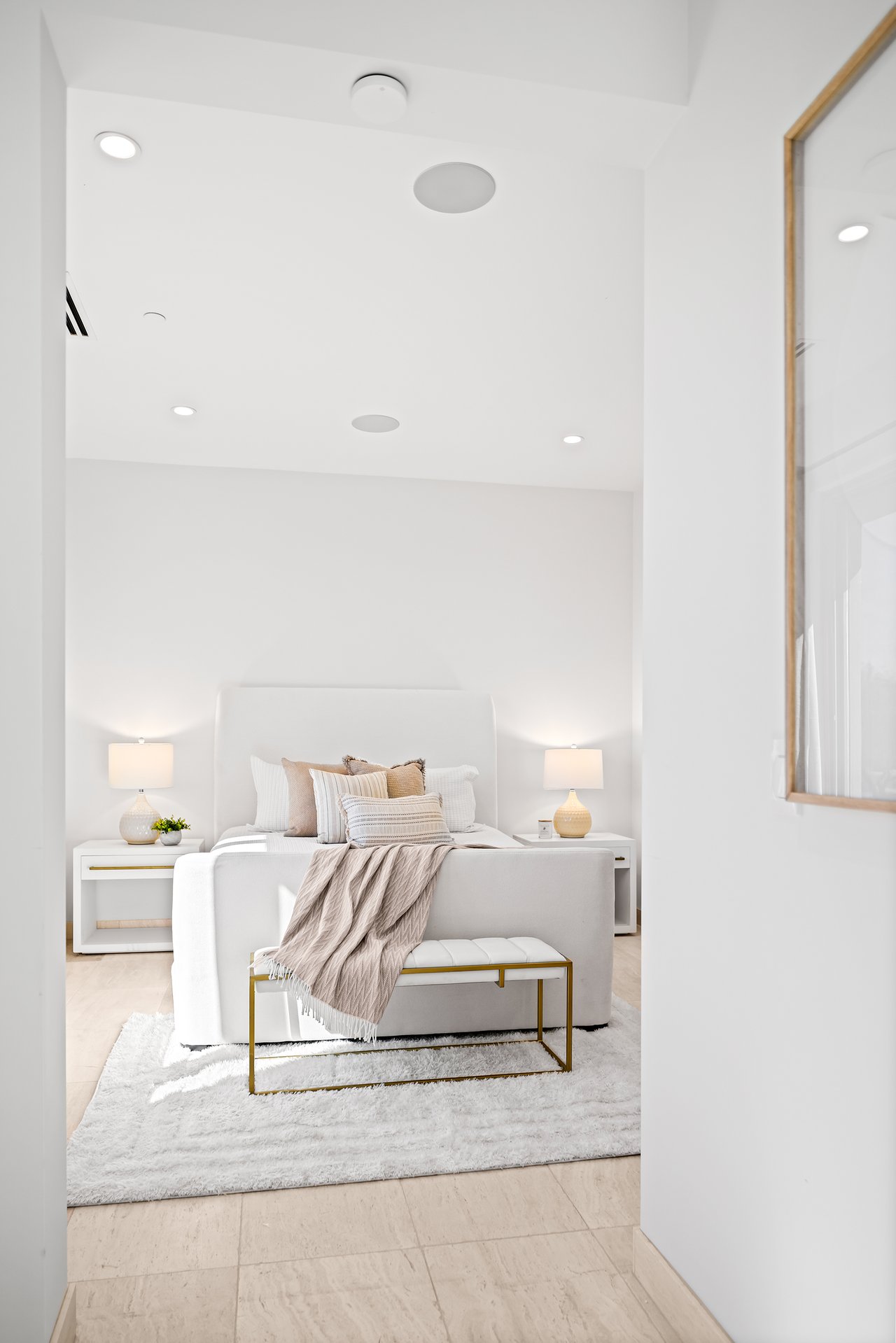 40041 N 111TH Place 44