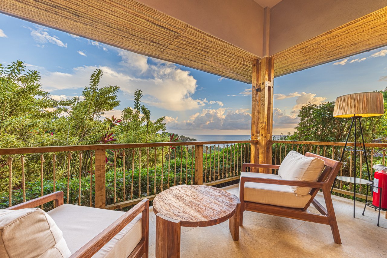 Luxury Hotel Boutique with Ocean Views | Walking distance to the beach | 13.2 Acres