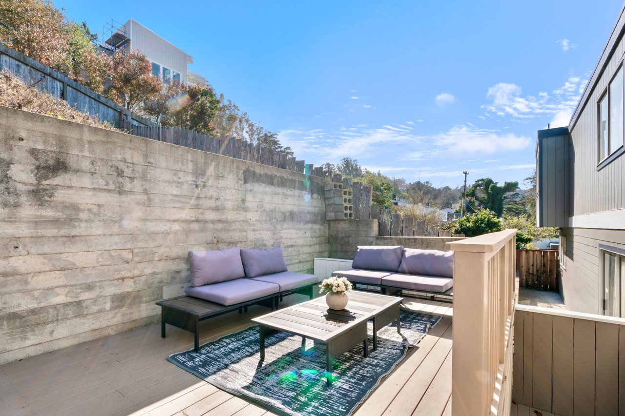 135 Karen Ct