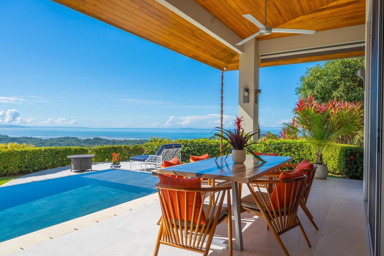 Blue Horizon – luxury ocean-view home in Ojochal, Costa Rica