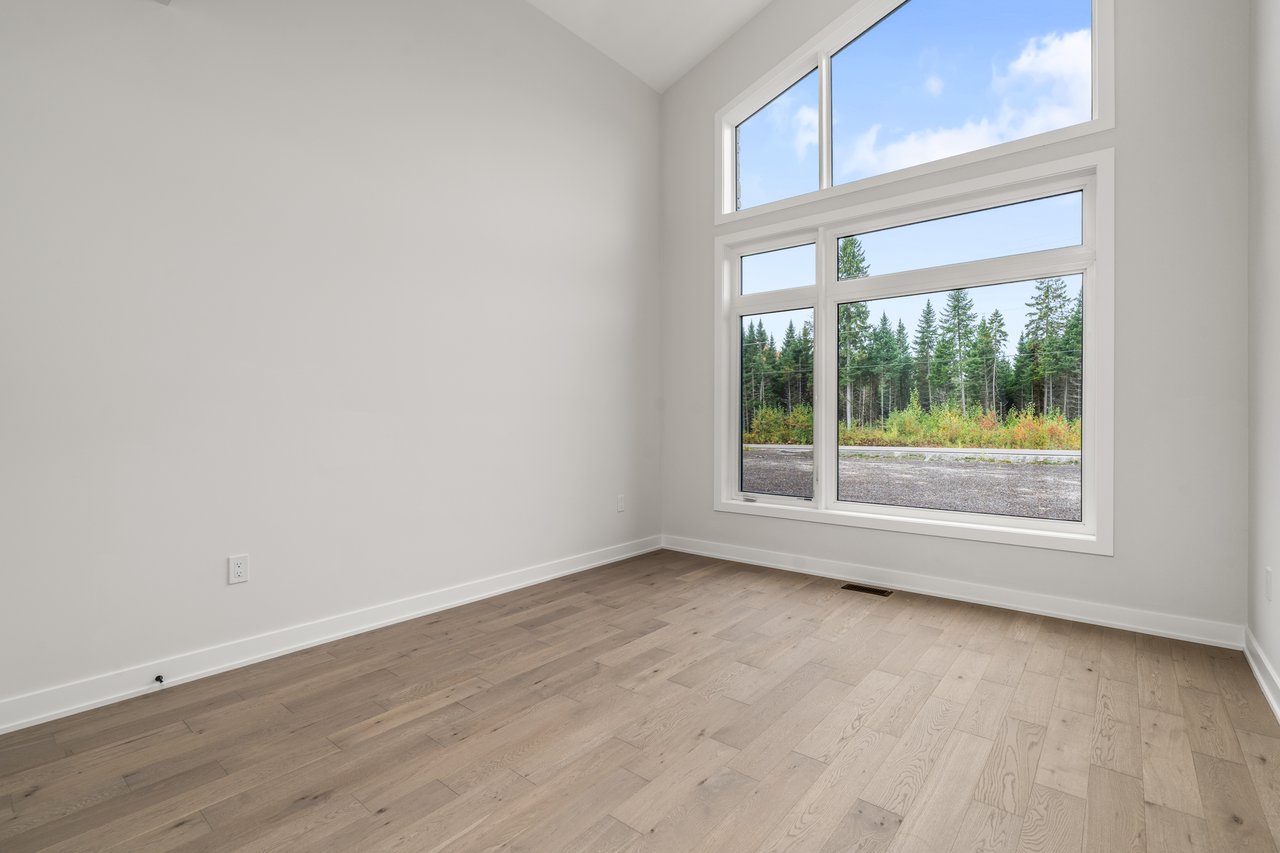 49 - 1053 GREENSVIEW DRIVE