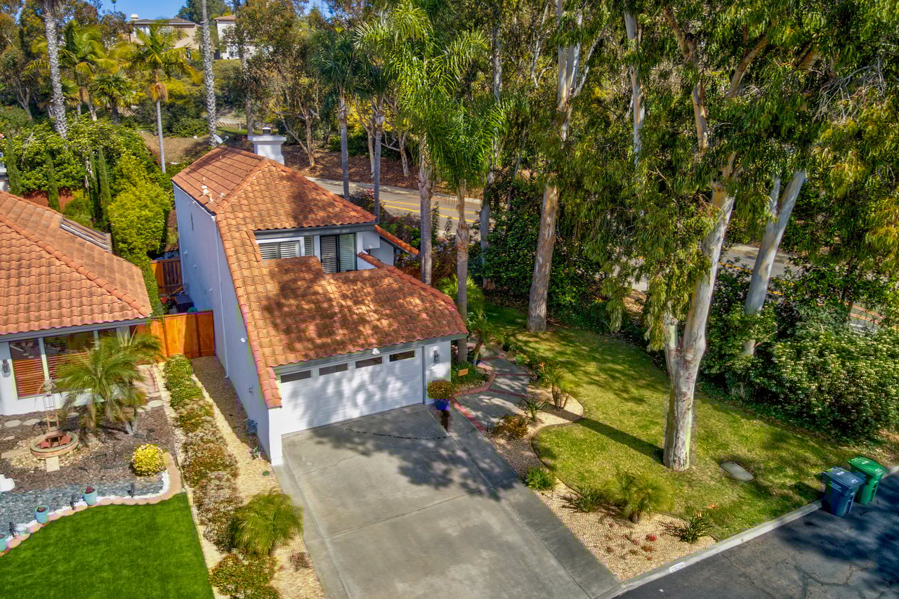2830 Forest View Way