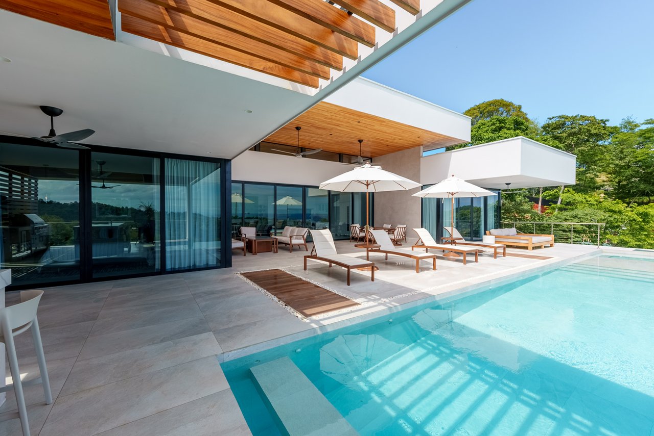 Casa Camino 93 | Luxury Ocean View Estate with Infinity Saltwater Pool in Las Ventanas de Playa Grande