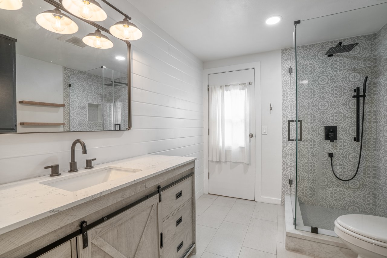 2039 Bridgegate Court